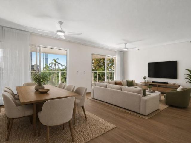 FULLY RENOVATED SPACIOUS 103m2 NORTH FACING OVERSIZED BALCONY WITH VIEWS