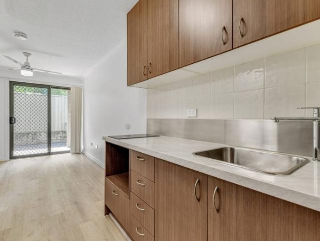 FULLY RENOVATED STUDIO IN THE HEART OF NUNDAH Single Living Only