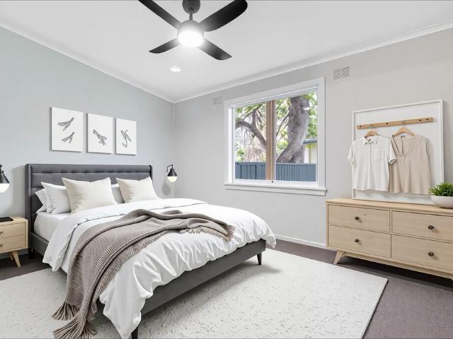 FULLY RENOVATED STYLISH, CONVENIENCE OR LOCATION! YES YOU CAN HAVE IT ALL!