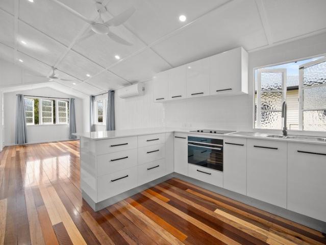Fully Renovated Queenslander with Timeless Charm