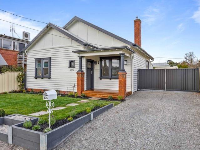 Fully Renovated Weatherboard Home Simply Move In and Enjoy