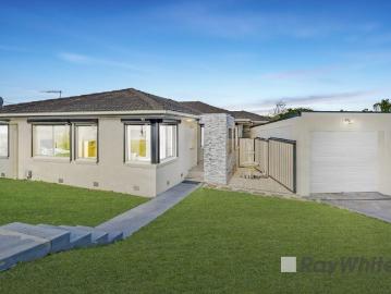 FULLY RENOVATED WITH NO BODY CORP ON 399m2!