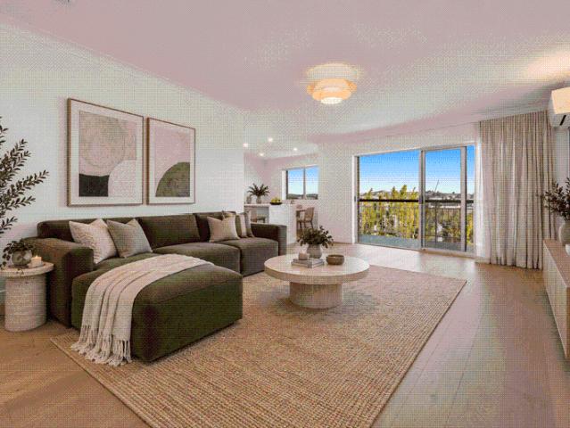 Fully Renovated Top Floor Residence with Elevated Views, Footsteps from Racecourse Road