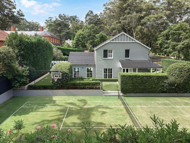 Fully renovated tennis court home