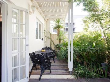 Fully Renovated Terrace House on Palmerston St