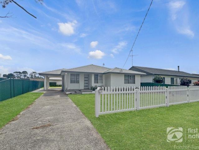 Fully Renovated Tuncurry Family Home