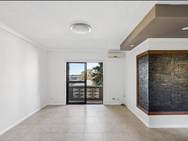 Fully Renovated Two Bedroom Apartment in Convenient Location!