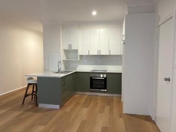 Gilmore, Tumut, Talbingo - Balcony, Parking