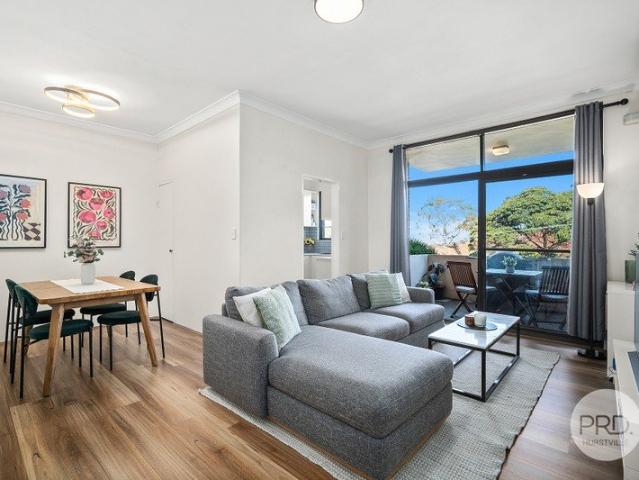 Fully Renovated Unit Facing Maher Street