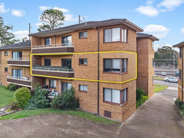 Fully Renovated Unit in a Convenient Wyong Location