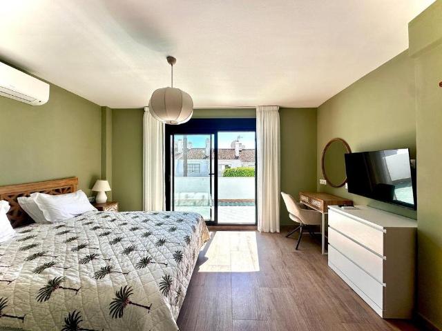 Fully reformed semi detached house in Estepona