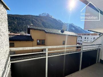 FULPMES Helle 3 Zimmer Wohnung mit zwei Balkonen und Garagenabstellplatz im Zentrum