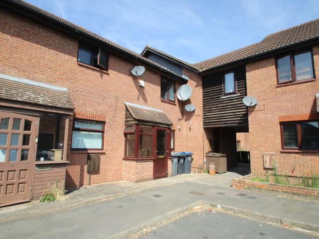 Furtherfield Close, Croydon CR0, 2 bed terraced house to rent, £2,000 pcm | PrimeLocation