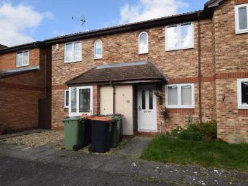 Furze Close, Bushmead LU2, 2 bed terraced house to rent, £1,350 pcm | PrimeLocation