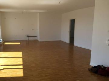 FÜR ALLE DIE HOCH HINAUS WOLLEN PENTHOUSE MIT RUHRBLICK +RIESIGE TERRASSE +BALKON +AUFZUG +KÜCHE