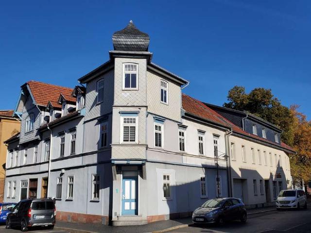 Für Kapitalanleger –Haus mit 8 Whg. – voll vermietet – ca. 8,27 % Rendite