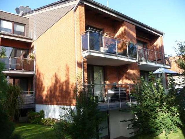 FÜR KAPITALANLEGER ODER SELBSTNUTZER: NETTE, RUHIG GELEGENE 2 ZIMMER ETW MIT BALKON