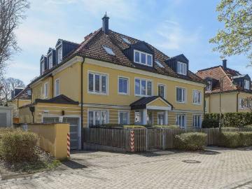 Neubiberg, Oberbayern, Bayern - Balkon