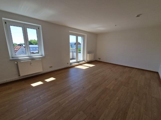 Für Sie renoviert wohlfühlen mit sonnigem Balkon!
