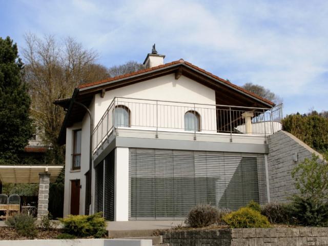Für Singles und Paare Wohnung im EFH