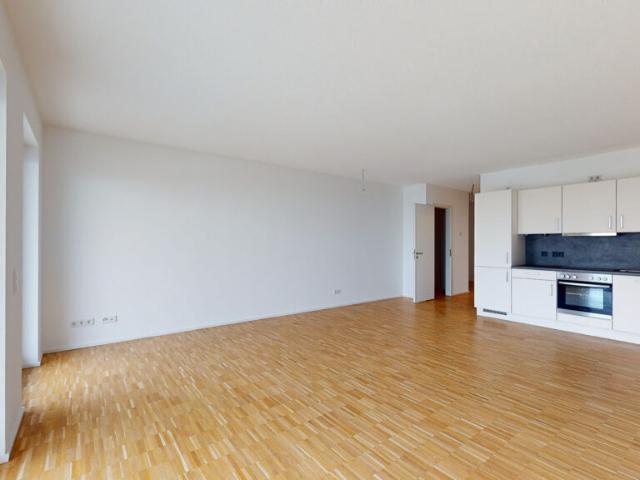 Für Singles oder Paare: Schöne 2 Zimmer Wohnung mit Fußbodenheizung und Balkon