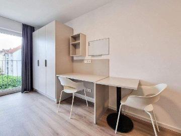 Für Studenten/Azubi´s: neuwertige 1 Zi. Wohnung!
