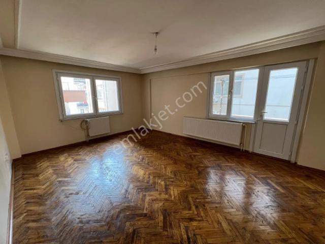 Furkan Demir'den Karamürsel 4 Temmuz'da 3+1 Geniş Kiralık Daire