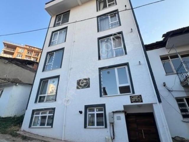 Furkan Demir'den Karamürsel Merkez'de 2+1 Ara Kat Kiralık Daire