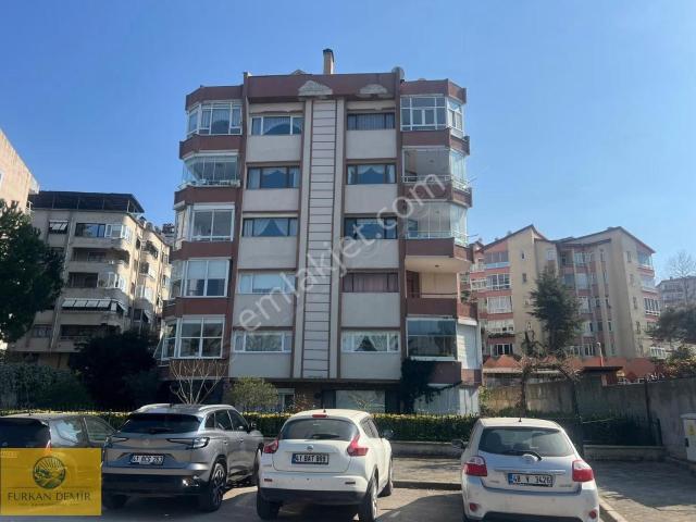 Furkan Demir'den Karamürsel Sahil Kenarı 2+1 Ferah Satılık Daire