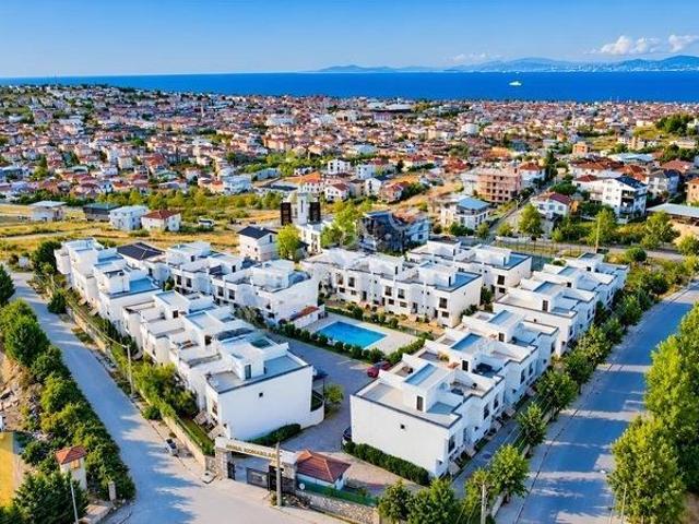 Furkan Demir'den Yalova Merkez Arma Konakları 5+1 Satılık Villa