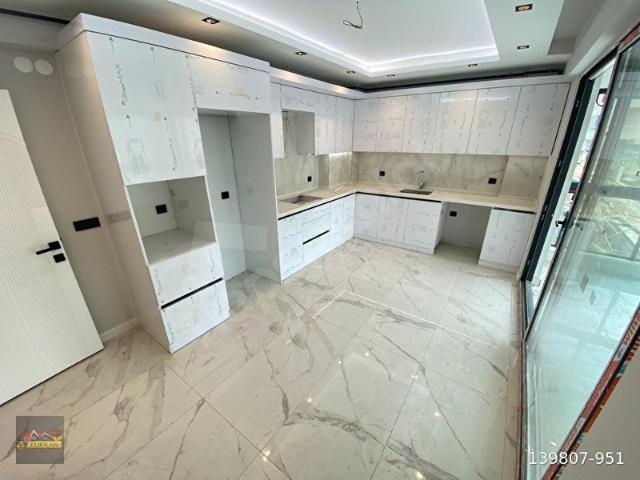 FURKAN EMLAKTAN KARASAMSUN MAH 3+1 165M2 1.KAT LÜX YAPIM KREDİYE UYGUN SIFIR FIRSAT DAİRE