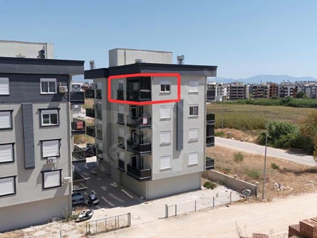 FURKAN TOPACAN'DAN İSKANLI OTURUMA HAZIR 1+1 DAİRE