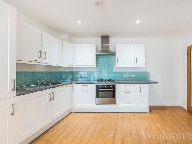 Furley Road, London SE15, 2 bed flat to rent, £2,200 pcm | PrimeLocation