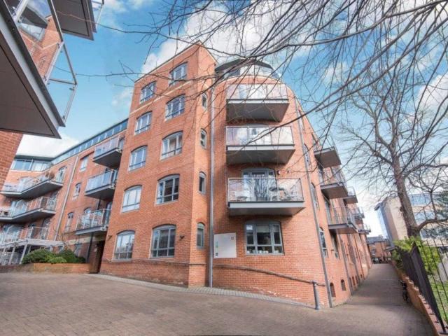 Furnace House, Waterfront, Oxford OX2, 3 bed flat to rent, £4,000 pcm | PrimeLocation