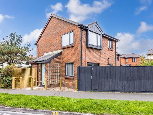 Furnell Road, Poole BH15, 1 bed semi detached house to rent, £1,350 pcm | PrimeLocation