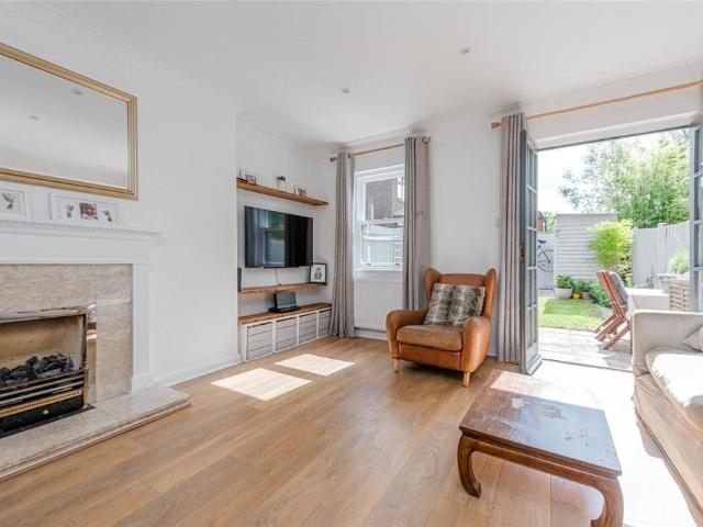 Furness Road, London, NW10 3 bed terraced house to rent £3,100 pcm £715 pw