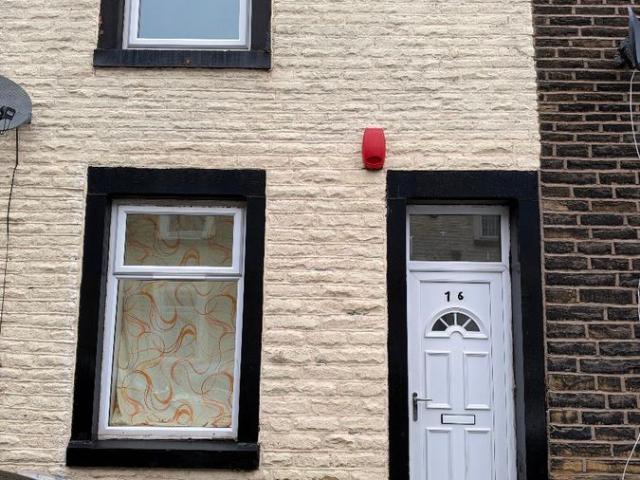 Furness Street, Burnley BB10, 2 bed terraced house to rent, £575 pcm | PrimeLocation