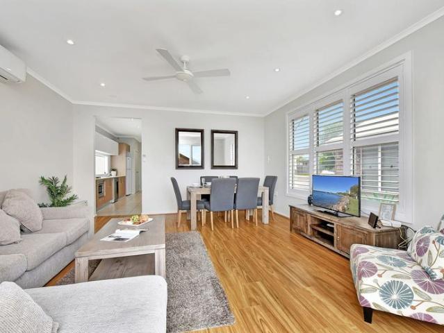 Furnish Caves Beach Two Bedroom Villa Include Utilities