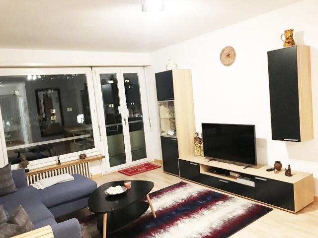 Furnished 3.5 Room Apartment with Balcony and Beautiful Views in Wallisellen