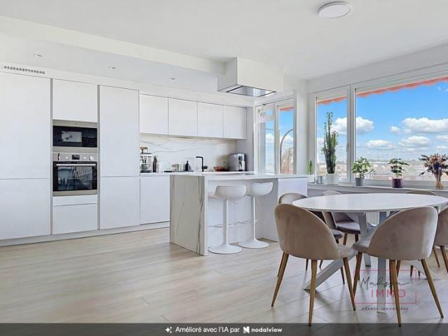 Furnished 3 bed, sunny south terrace, bright