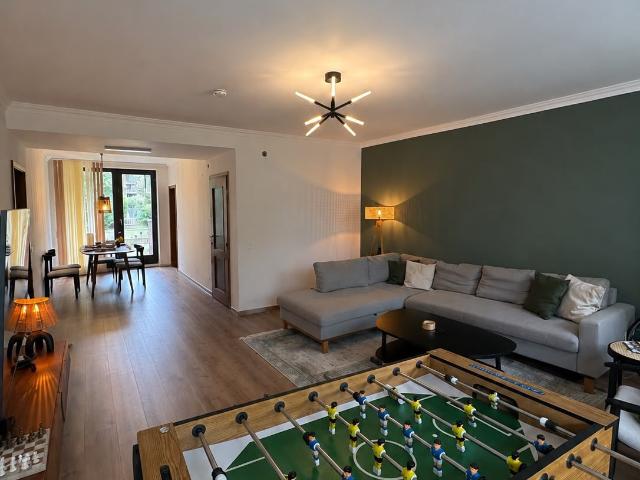 Furnished 3 bedroom apartment with terrace and office in Langenhagen – high quality renovated, ready for immediate occupancy
