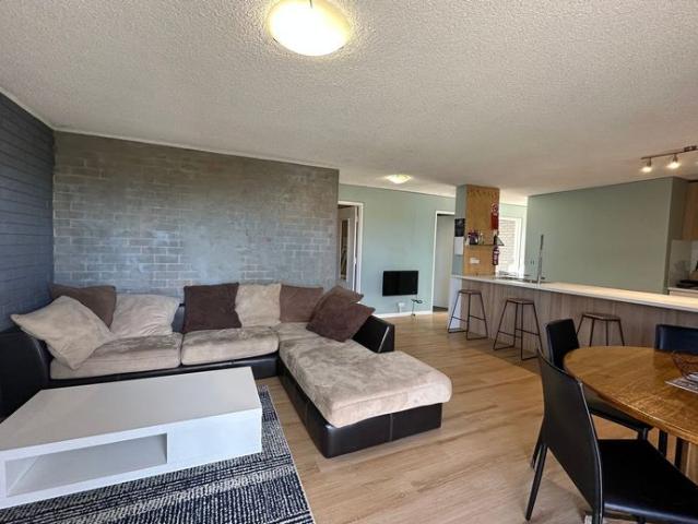 Furnished 3 Bedroom Apartment on Gippsland