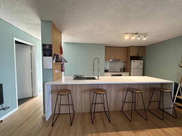 Furnished 3 Bedroom Apartment on Gippsland