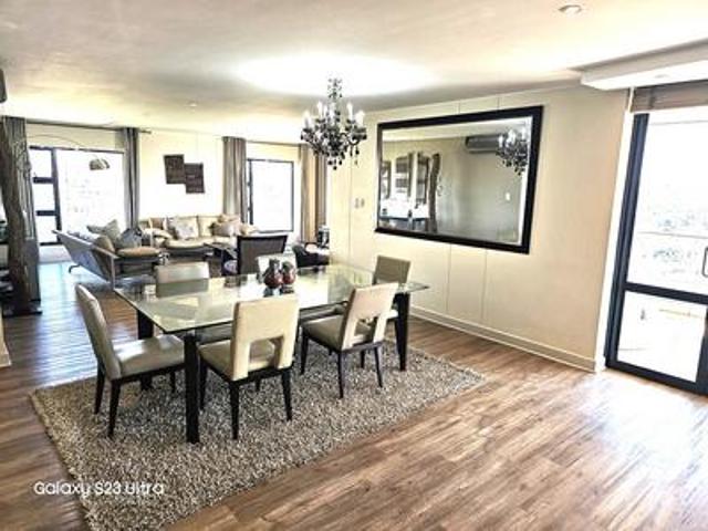 furnished 3 bedroom 2,5 bathroom pen.