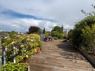 Furnished 3 room Maisonette Apartment with magnificent roof terrace – temporary for 5 months ideal for professionals / expats