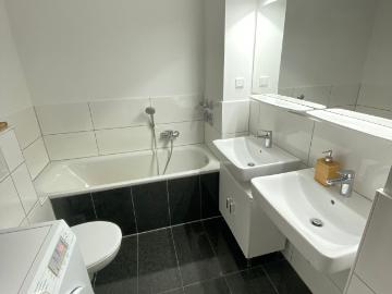 Furnished 3 room apartment with garden in Düsseldorf Hamm, Dusseldorf Amsterdam Apartments for Rent
