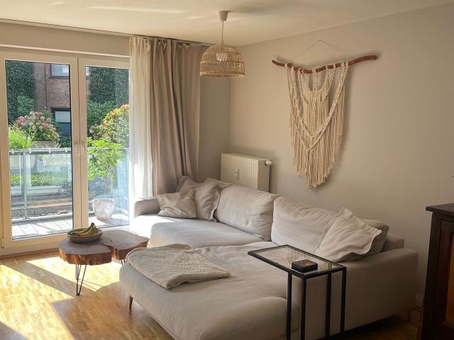 Furnished 3 room apartment with garden in Düsseldorf Hamm, Dusseldorf Amsterdam Apartments for Rent