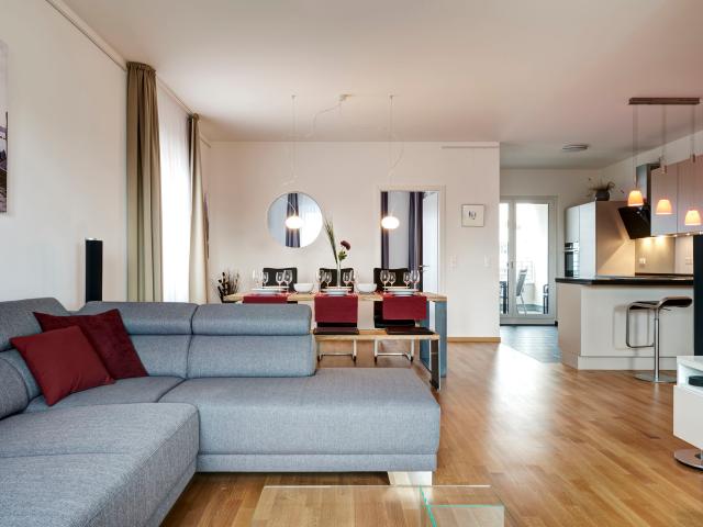 Furnished 3 Room Apartment with Park View at Gleisdreieck