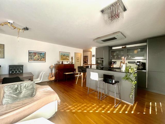 Furnished 3 Room Apartment with Private Garden – All Inclusive Rent, Munchen Amsterdam Apartments for Rent