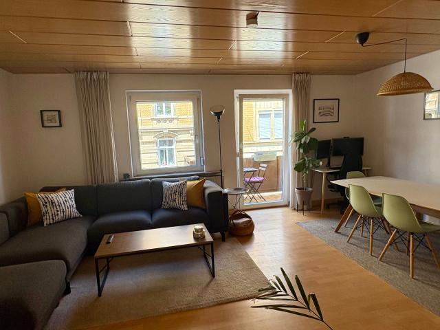 Furnished 3 room apartment for temporary rent in Stuttgart West Ludwigstraße / Schwabstraße Available from 01.10.2026 to 30.04.2027 7 months